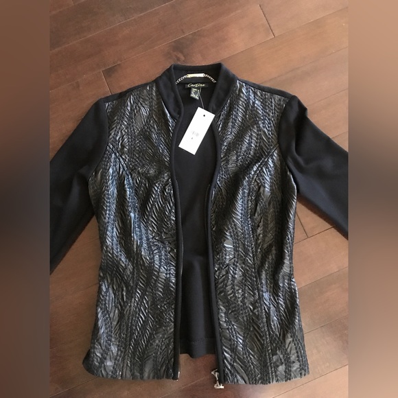 Cartisse zip up sweater. New with tags - Picture 2 of 3